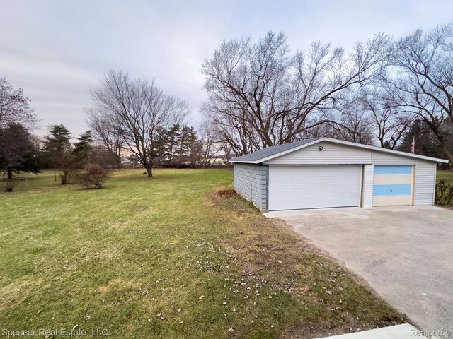 6596 MAPLE Drive, Independence Charter Township, MI 48346