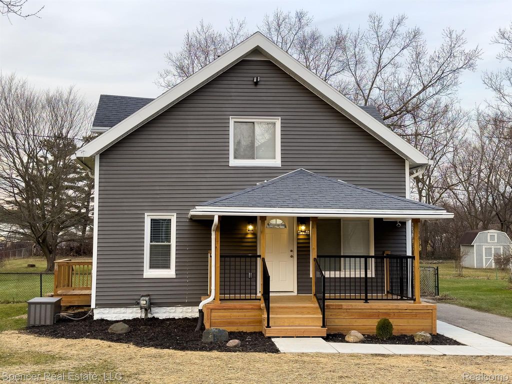 6596 MAPLE Drive, Independence Charter Township, MI 48346