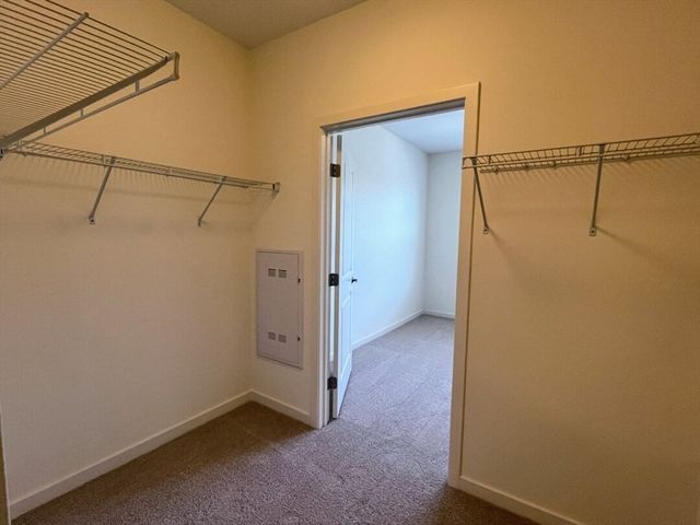 1 Paddock Lane 4101, Boxborough, MA 01719