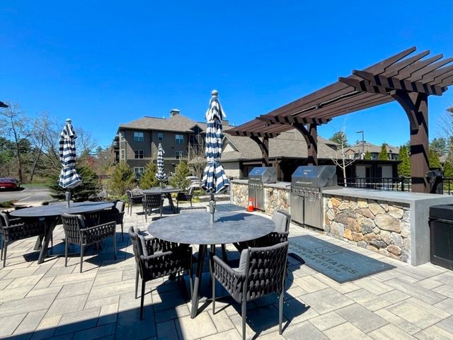1 Paddock Lane 4101, Boxborough, MA 01719