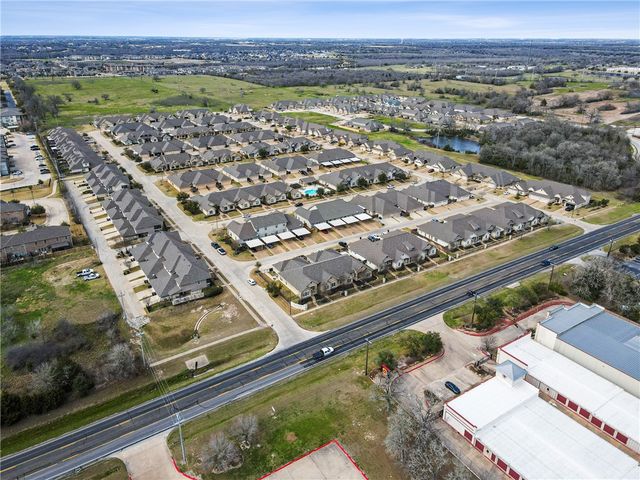 3811 Blackhawk Lane, College Station, TX 77845