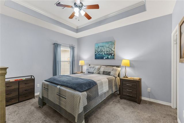 3811 Blackhawk Lane, College Station, TX 77845