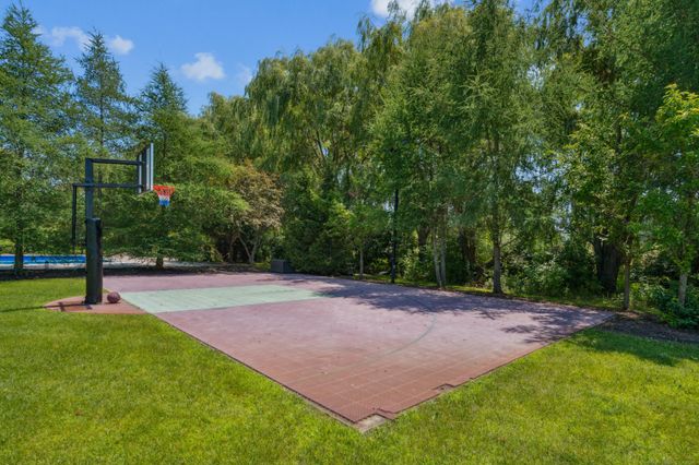 6294 Bluestem Road S, Hamel, MN 55340