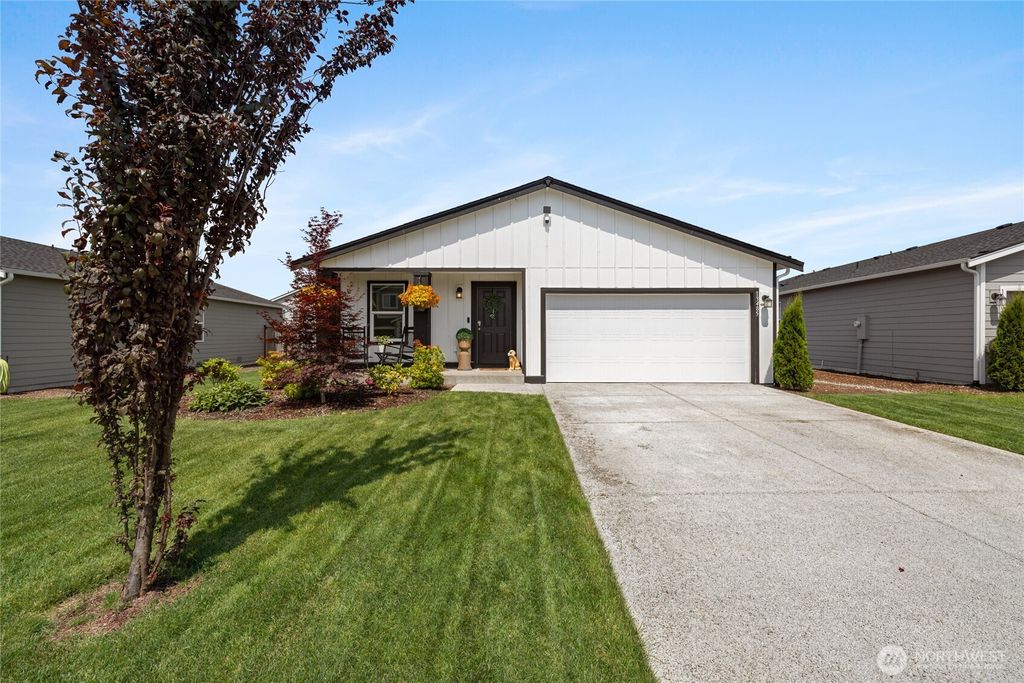 13485 195th Street E, Graham, WA 98338