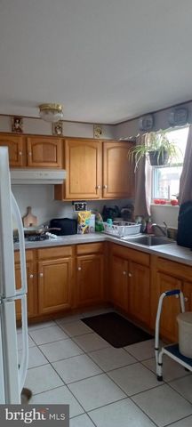 145 CRUM CREEK DR, Woodlyn, PA 19094