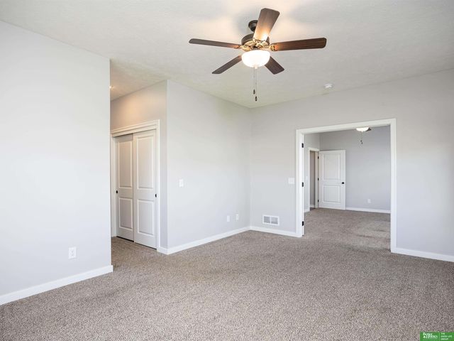 6531 S 208th Avenue, Omaha, NE 68022