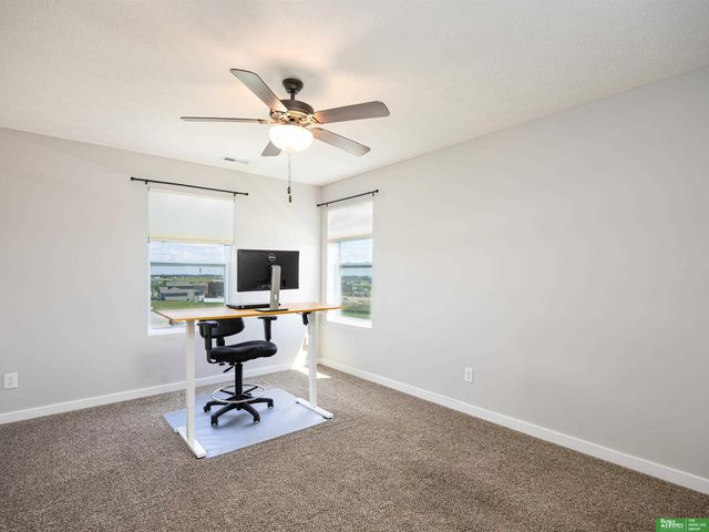 6531 S 208th Avenue, Omaha, NE 68022