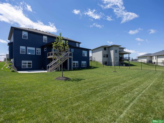 6531 S 208th Avenue, Omaha, NE 68022