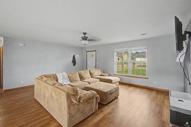 316 Brookridge Dr., Manhattan, KS 66502