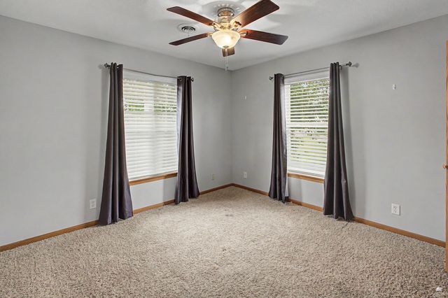 316 Brookridge Dr., Manhattan, KS 66502