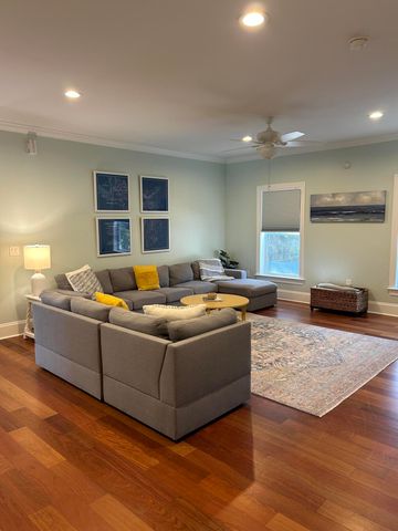 15 42nd Avenue, Isle Of Palms, SC 29451