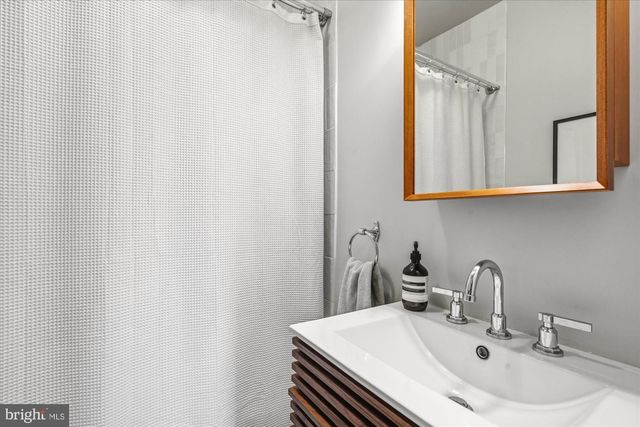 4515 ARKANSAS AVE NW, Washington, DC 20011