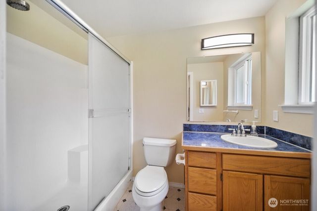 5904 157th Street Court E, Puyallup, WA 98375