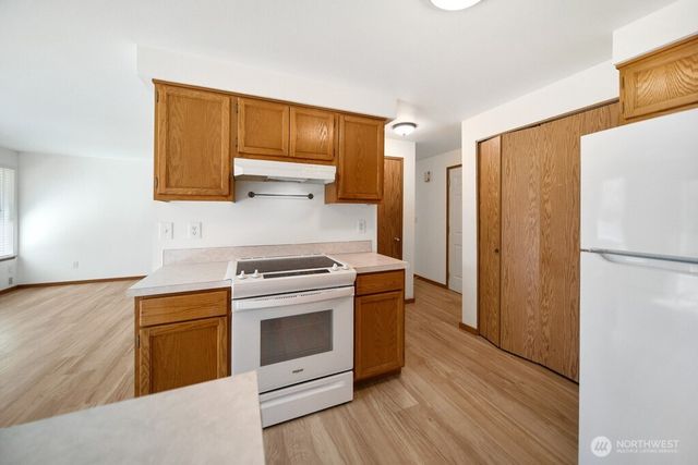 5904 157th Street Court E, Puyallup, WA 98375