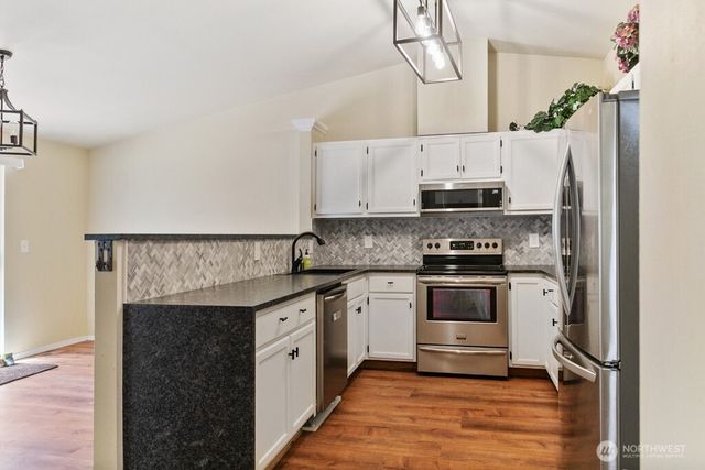 5904 157th Street Court E, Puyallup, WA 98375