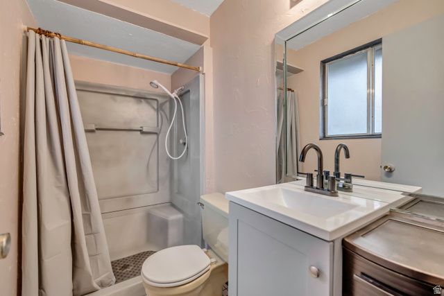 1650 E SOUTH WEBER DR, South Weber, UT 84405