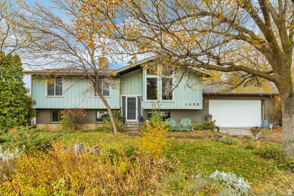 1650 E SOUTH WEBER DR, South Weber, UT 84405