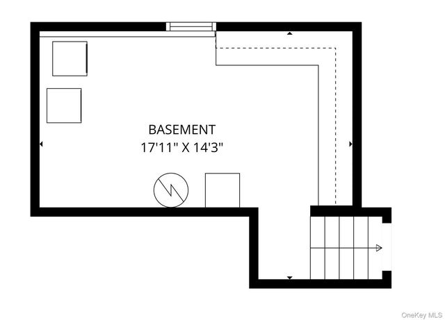 36 N Morris Avenue, Farmingville, NY 11738