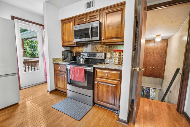 170 E Langdon Road, Science Hill, KY 42553