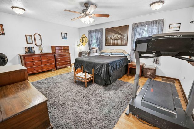 170 E Langdon Road, Science Hill, KY 42553