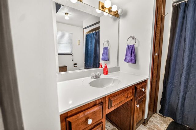 170 E Langdon Road, Science Hill, KY 42553
