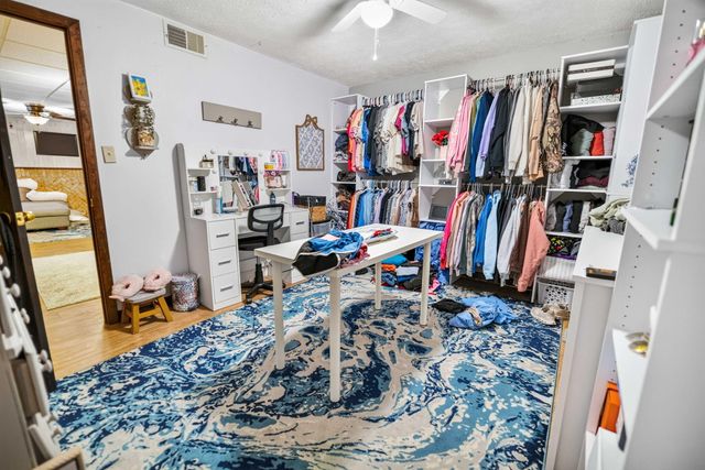 170 E Langdon Road, Science Hill, KY 42553