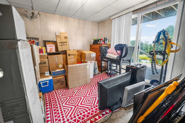 170 E Langdon Road, Science Hill, KY 42553