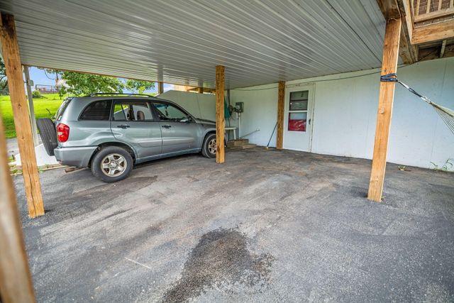 170 E Langdon Road, Science Hill, KY 42553