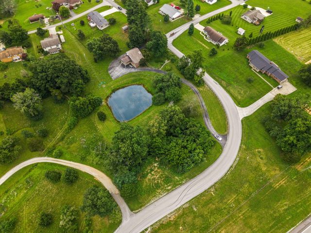 170 E Langdon Road, Science Hill, KY 42553