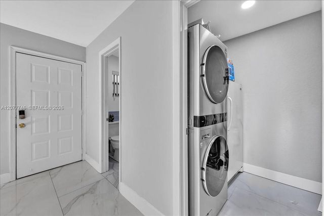 4543 NW 90th Avenue, Sunrise, FL 33351