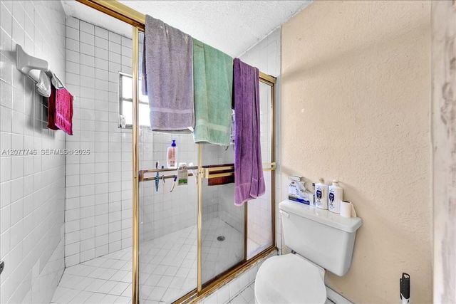 4543 NW 90th Avenue, Sunrise, FL 33351
