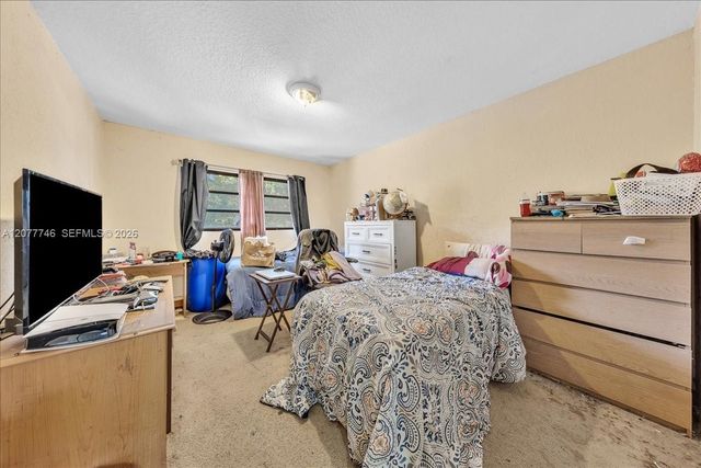 4543 NW 90th Avenue, Sunrise, FL 33351