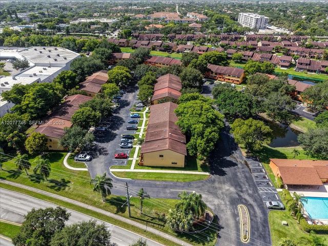 4543 NW 90th Avenue, Sunrise, FL 33351