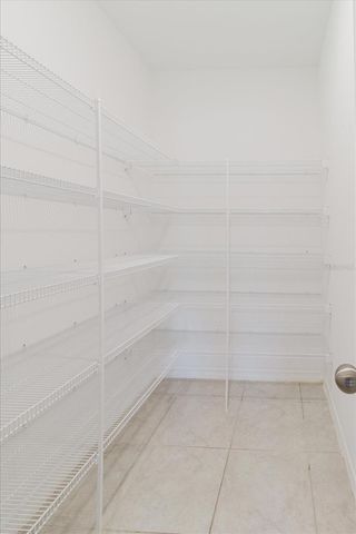 9411 LEMON DROP LOOP, Sun City Center, FL 33573