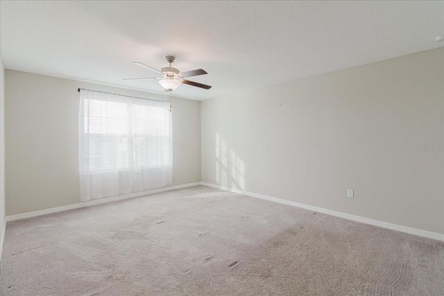 9411 LEMON DROP LOOP, Sun City Center, FL 33573