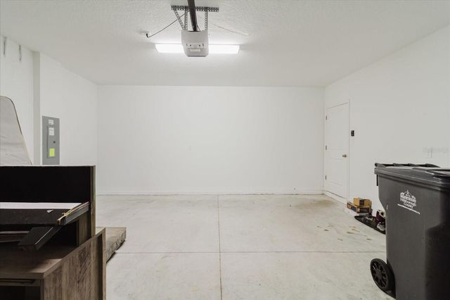 9411 LEMON DROP LOOP, Sun City Center, FL 33573