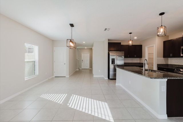 9411 LEMON DROP LOOP, Sun City Center, FL 33573