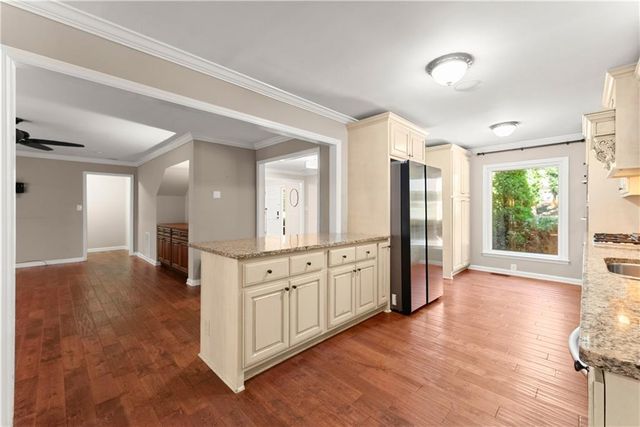 1479 Burns Drive NE, Gainesville, GA 30501