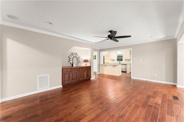 1479 Burns Drive NE, Gainesville, GA 30501