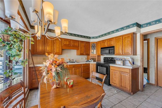 381 Boston Mills, Hudson, OH 44236