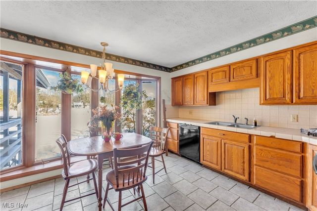 381 Boston Mills, Hudson, OH 44236