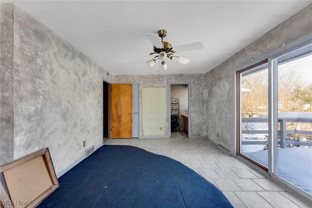 381 Boston Mills, Hudson, OH 44236