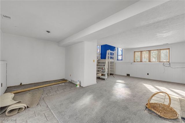 381 Boston Mills, Hudson, OH 44236