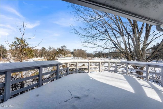 381 Boston Mills, Hudson, OH 44236