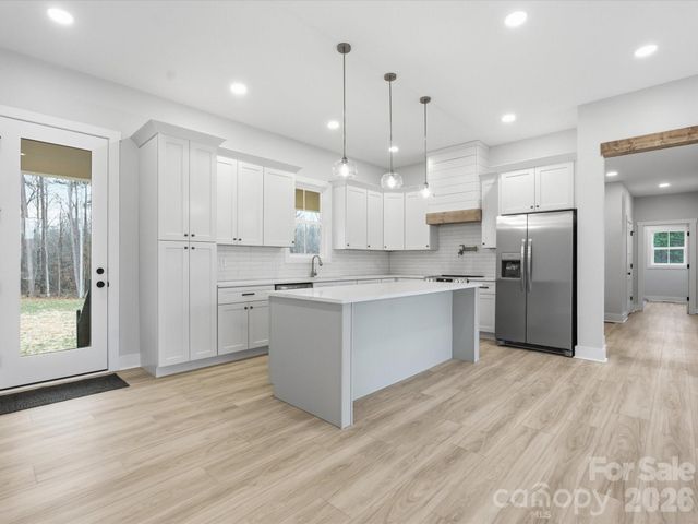 1133 White Jenkins Road, Bessemer City, NC 28016