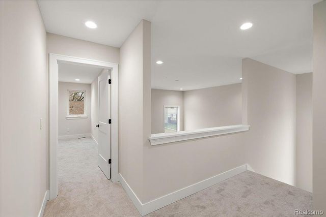 2921 Walsh Drive, Rochester Hills, MI 48309