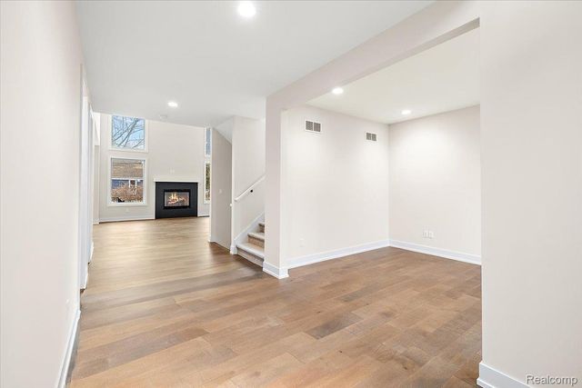 2921 Walsh Drive, Rochester Hills, MI 48309