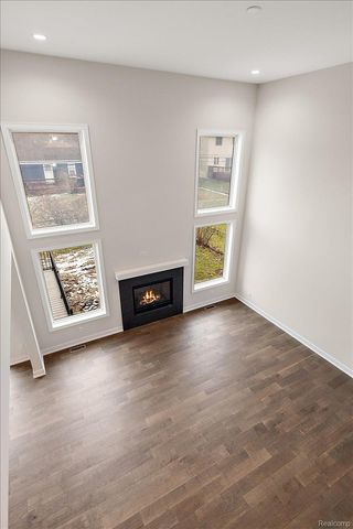 2921 Walsh Drive, Rochester Hills, MI 48309