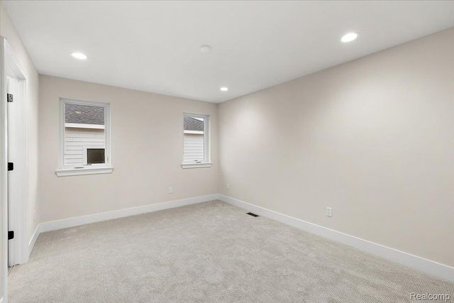 2921 Walsh Drive, Rochester Hills, MI 48309