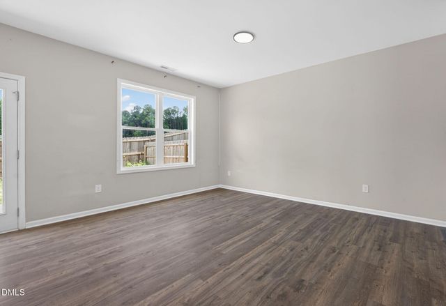 52 Elliot Drive, Clayton, NC 27520